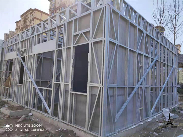 1741337697159216.jpg 鋼結(jié)構(gòu)別墅35.jpg