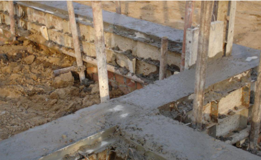 輕鋼別墅基礎混凝土澆筑完成