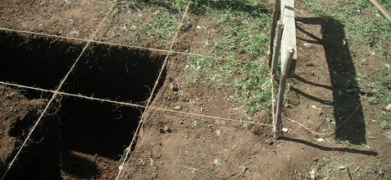 輕鋼別墅基坑開挖圖