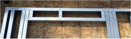 門(mén)窗處要進(jìn)行加固處理，有助于墻體整體結(jié)構(gòu)的穩(wěn)定性