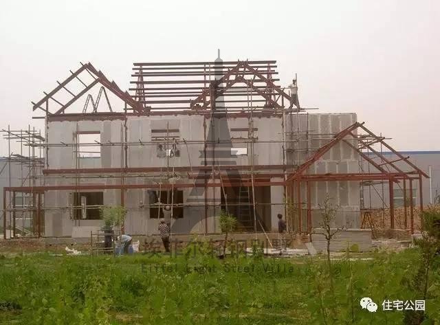 現(xiàn)在大力發(fā)展的輕鋼別墅，到底適不適合農(nóng)村？